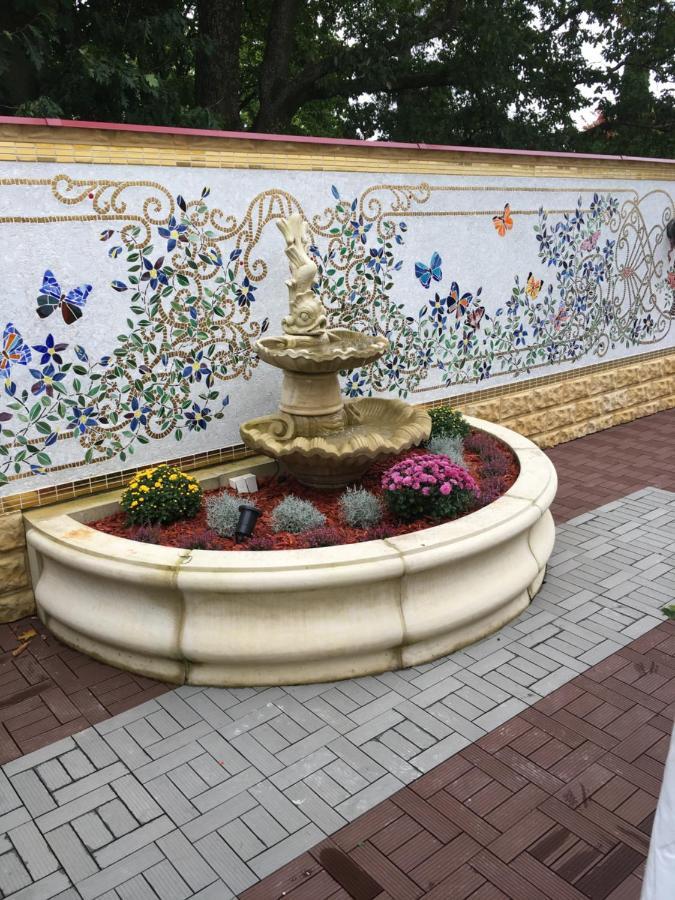 Bynovecky Zamecek Hotel Kültér fotó