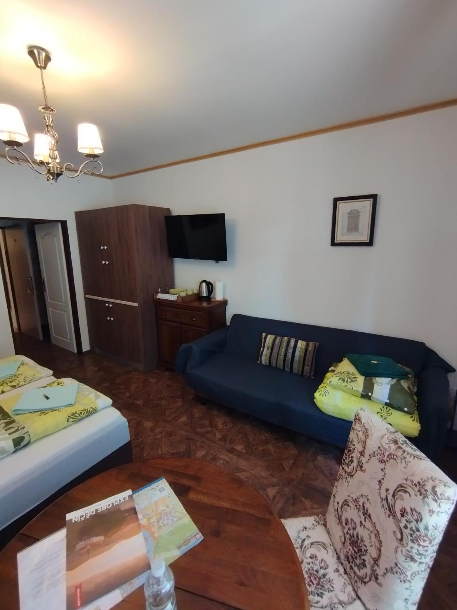Bynovecky Zamecek Hotel Kültér fotó