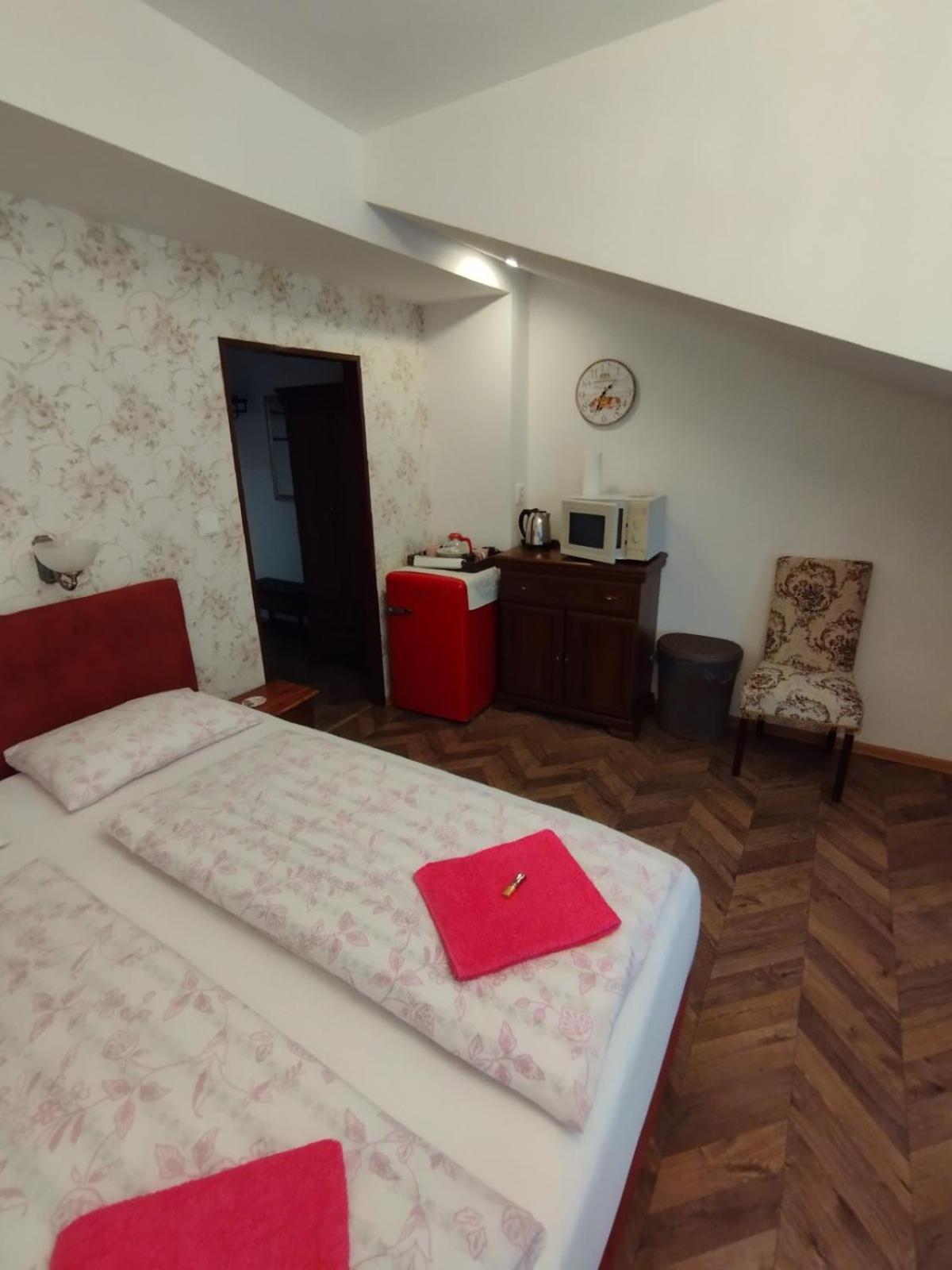 Bynovecky Zamecek Hotel Kültér fotó