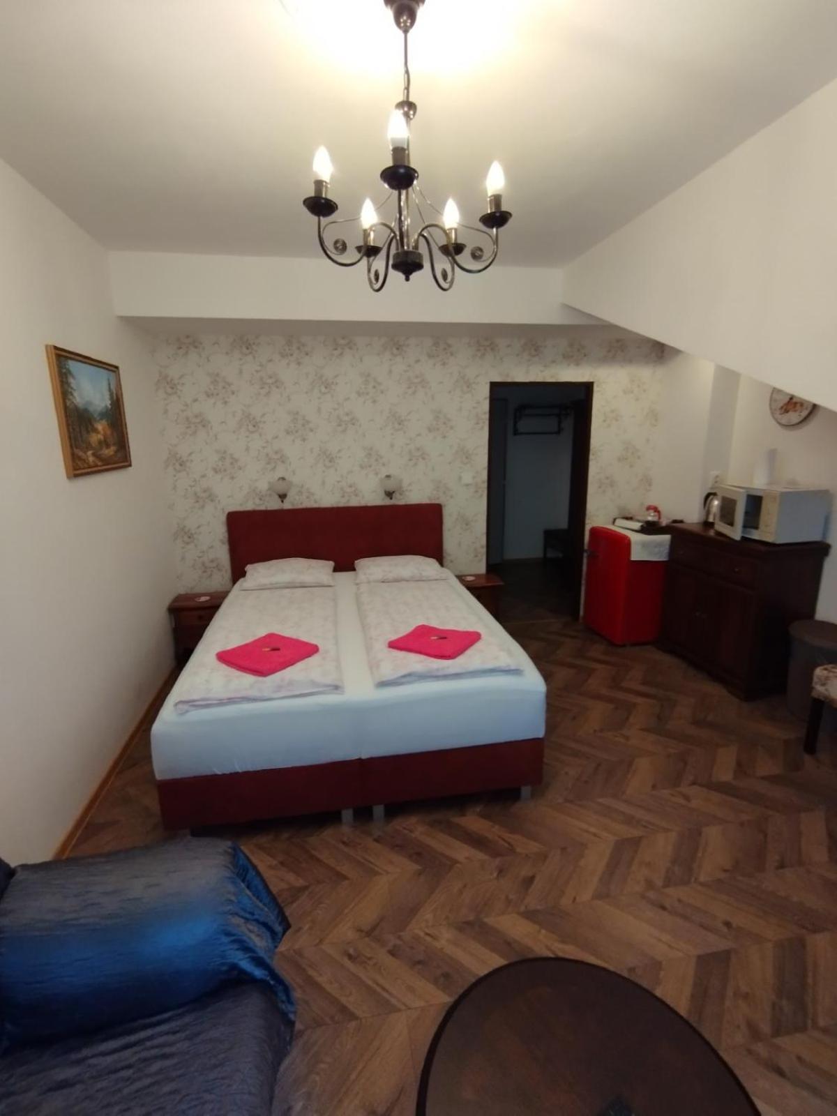 Bynovecky Zamecek Hotel Kültér fotó