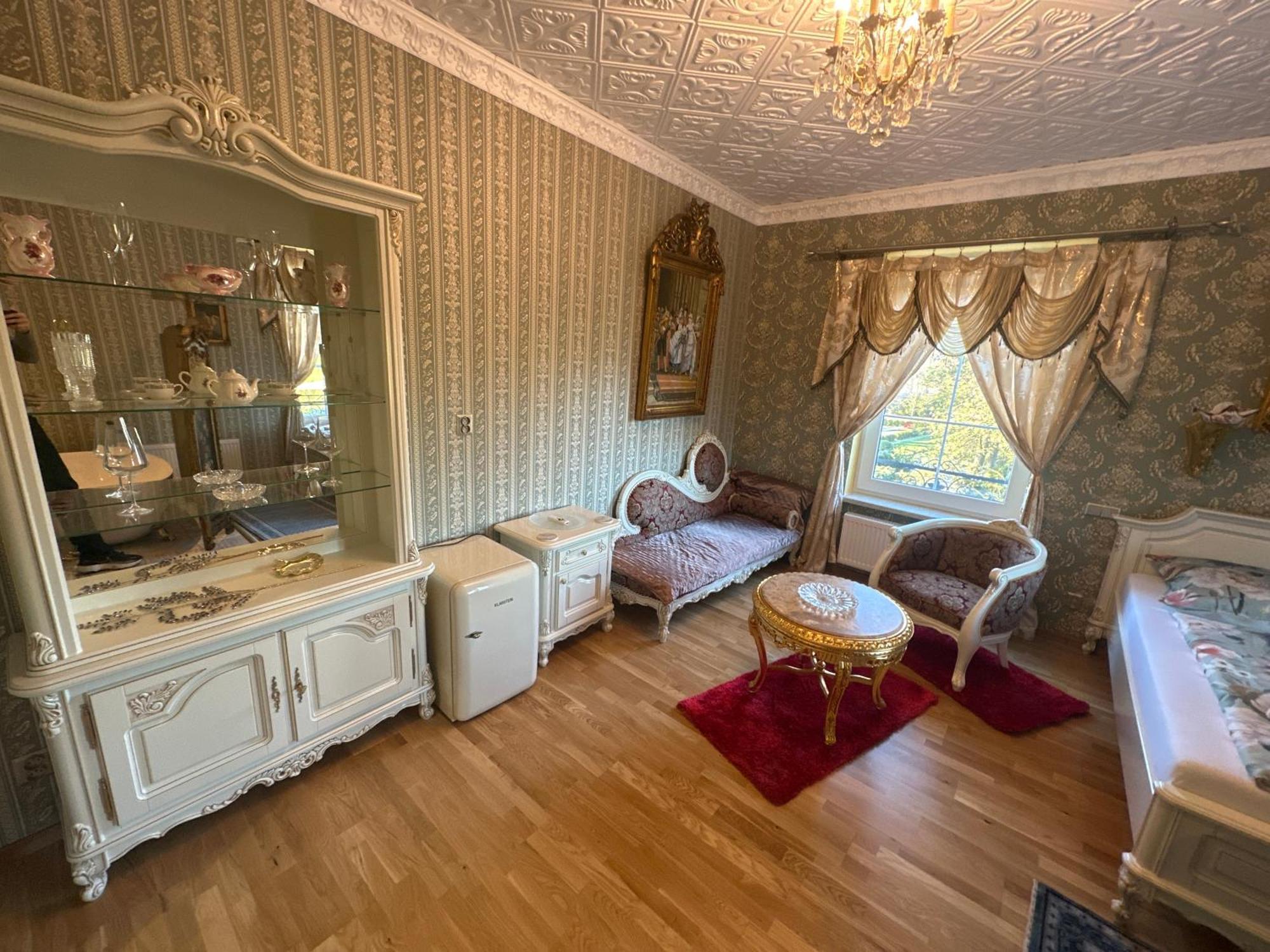 Bynovecky Zamecek Hotel Kültér fotó