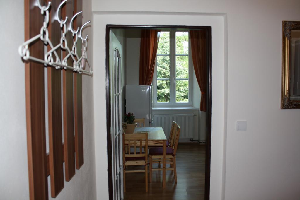 Bynovecky Zamecek Hotel Kültér fotó