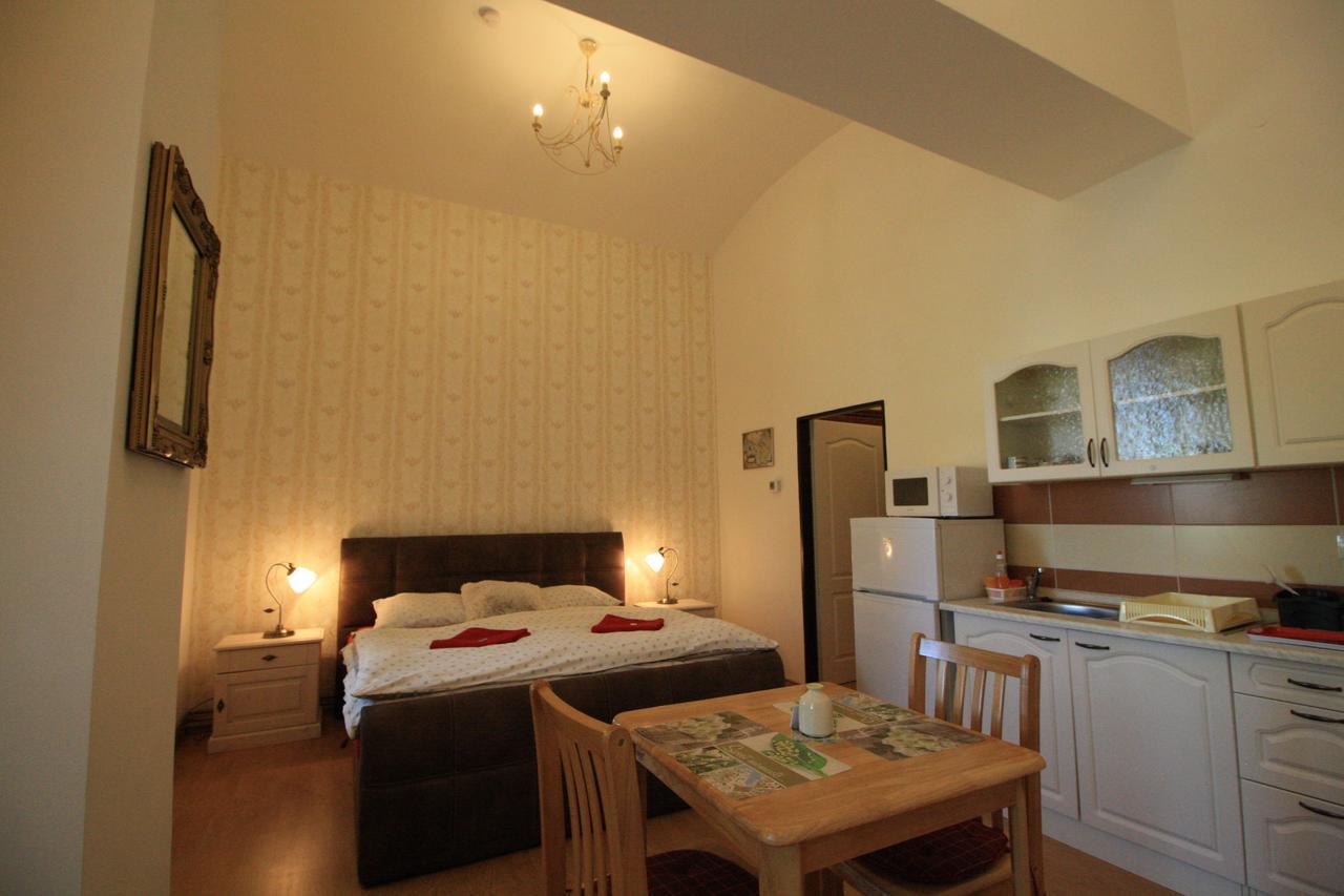 Bynovecky Zamecek Hotel Kültér fotó