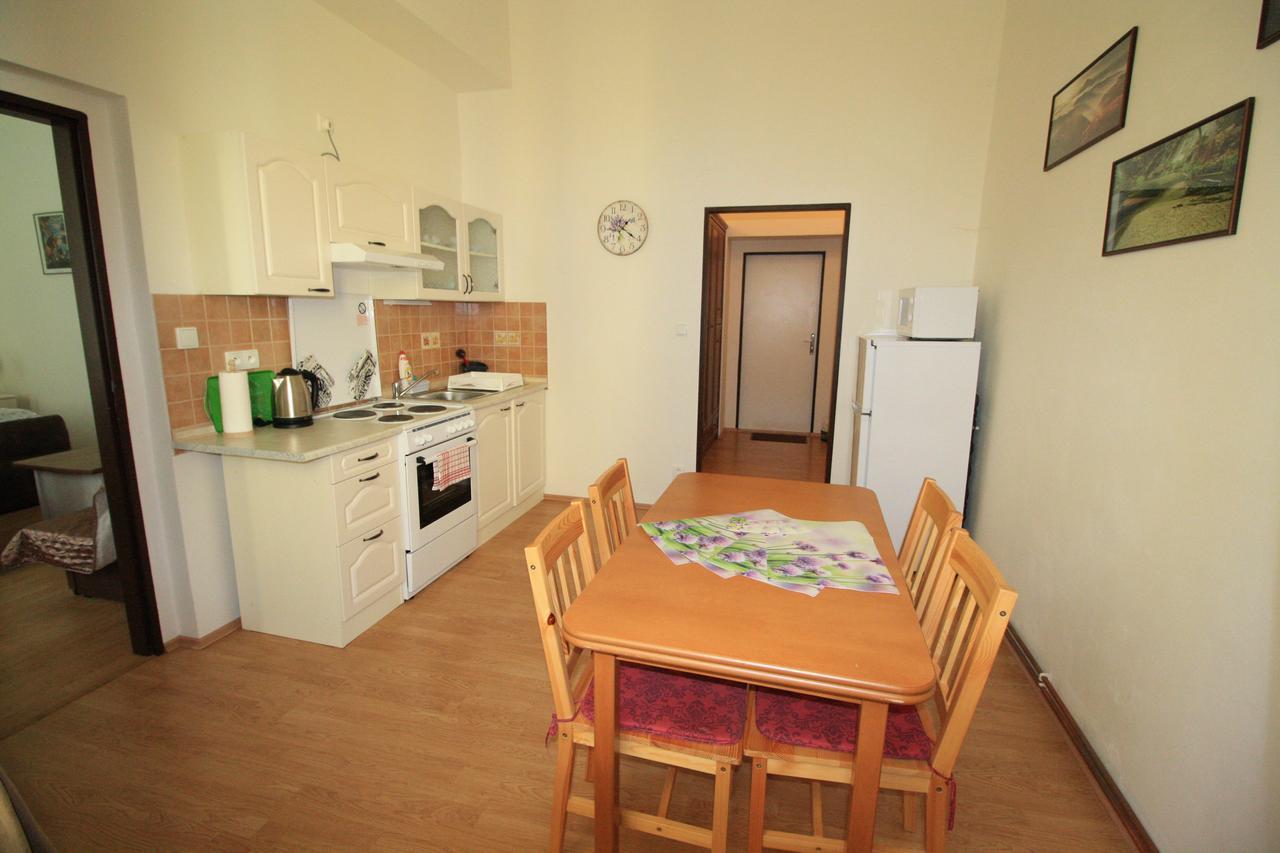 Bynovecky Zamecek Hotel Kültér fotó