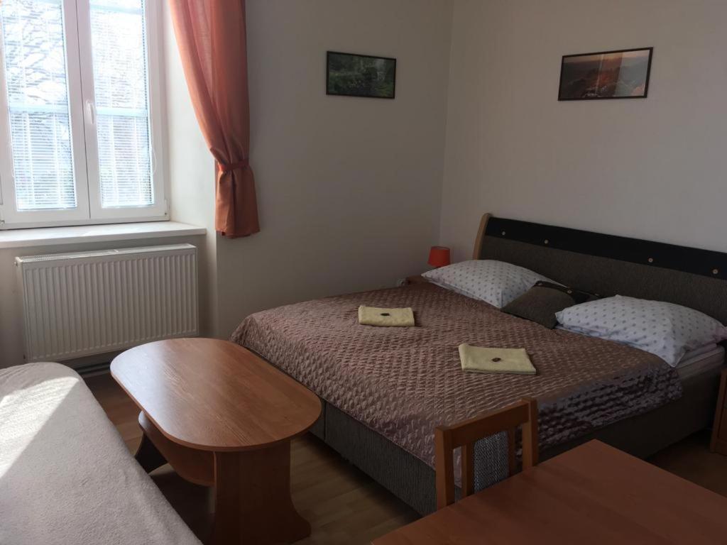 Bynovecky Zamecek Hotel Kültér fotó